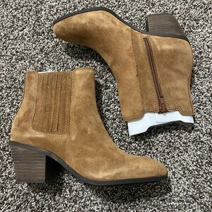 Frye Sandra Chelsea Bootie